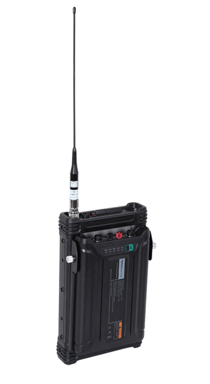 csm RD965 with antenna and battery